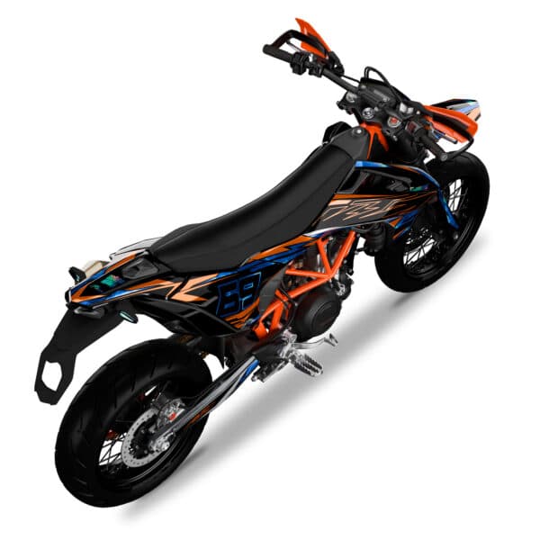 Alternative view of KTM 690 Akr